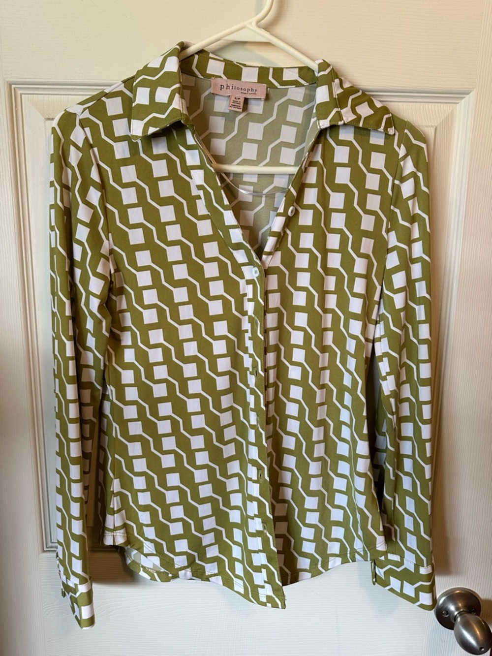 Philosophy Olive & White Geometric Button-Down Blouse
